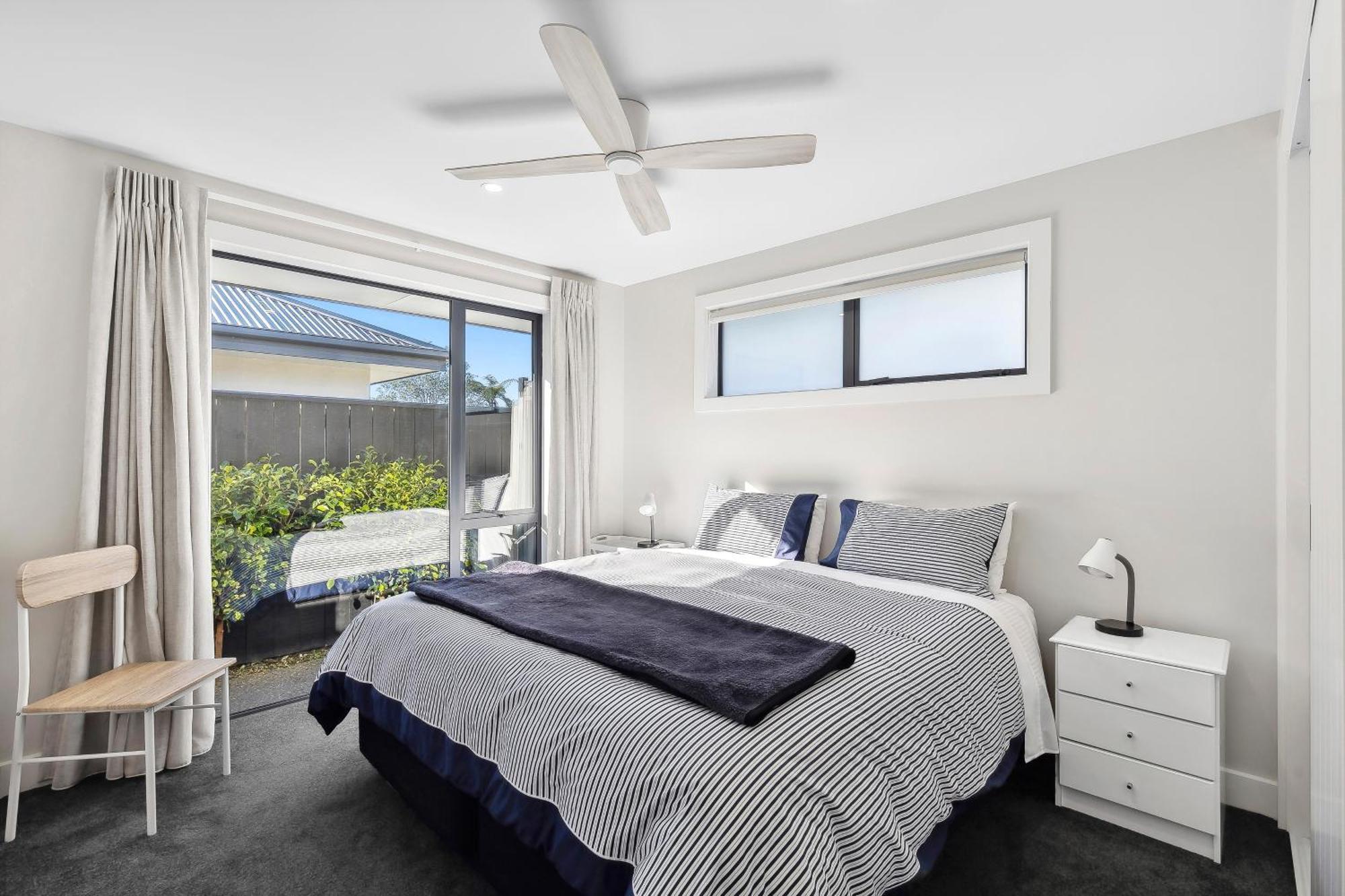 Modern, Sunny, Central Motueka Luaran gambar